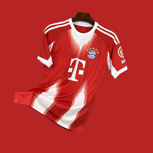 BAYERN MÜNCHEN 25/26 THUIS