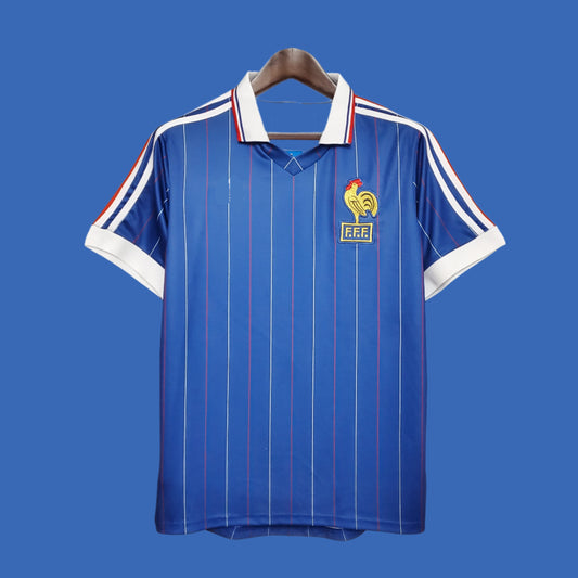 FRANKRIJK  82/83 THUIS