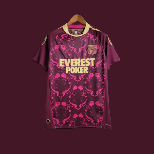 OLIMPIQUE LYON 2010/2011 UIT